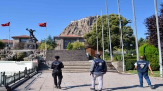 Sahte İran pasaportu kullanan şahıs polis tarafından yakalandı