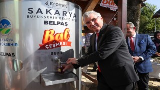 Sakarya Büyükşehirin ücretsiz bal ve süt geleneği yeniden başladı