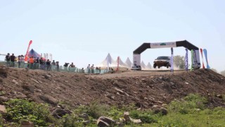 Sakaryada off-road rüzgarı: Yarışların son etabı nefes kesiyor