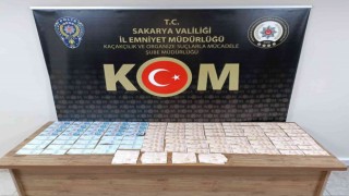 Sakaryada sahte alkol, para ve kaçak tütün operasyonu: 3 gözaltı