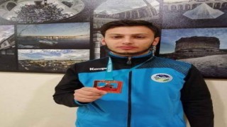 Sakaryalı sporcular karate şampiyonasında ter dökecek