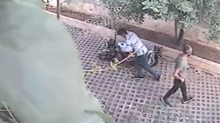 Şanlıurfada pes dedirten hırsızlık kamerada