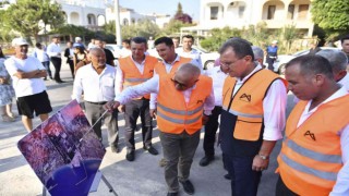 Seçer: Rahat ve konforlu yollar için pist gibi yollar yapıyoruz