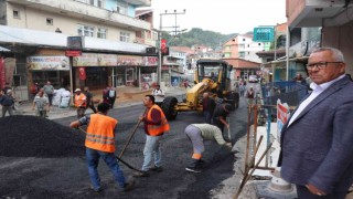 Selden zarar gören beldenin yolları asfaltlanıyor