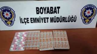 Sinopta trafik uygulamasında sentetik ecza hap ele geçirildi