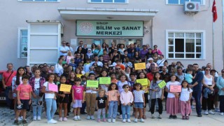 Sinopta veliler okul önünde toplandı