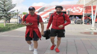 Sivasspor, CFR Cluj maçı için Romanyaya 7 eksikle gitti