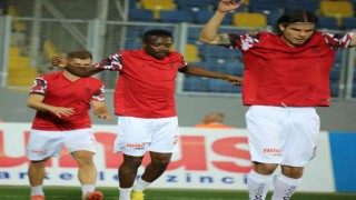 Sivassporda Ahmed Musa sakatlandı!