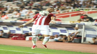 Sivassporda Uğur Çiftçi kırmızı kart gördü!