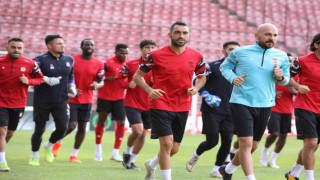 Sivassporun formaları havaalanında kayboldu!