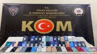Sivasta telefon kaçakçılarına darbe