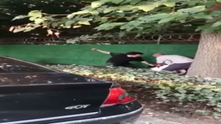 Sokağa idrarını yapan baba oğul bıçak darbelerinin hedefi oldu