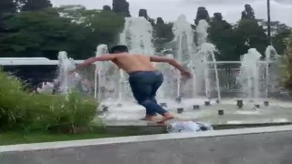 Sosyal medya fenomeni daha fazla izlenmeyi hayal ederken ölümden döndü