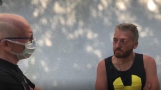 Sözleri yürekleri dağladı, Yunan zulmünü gözler önüne serdi