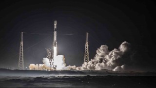 SpaceXin Falcon 9 roketi 54 Starlink uydusunu daha yörüngeye gönderdi