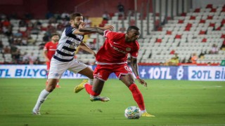 Spor Toto Süper Lig: Antalyaspor: 0 - Kasımpaşa: 1 (İlk yarı)