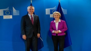 Stoltenberg ve von der Leyen Brükselde bir araya geldi