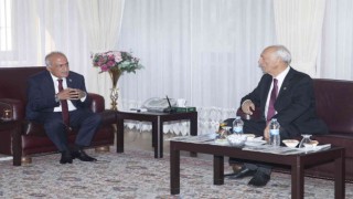 Süheyla ve Sıtkı Alpten Rektör Çomaklıya ziyaret