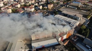 Sultanbeylide çelik tencere fabrikası alevlere teslim oldu