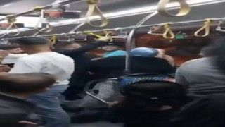 Sultanbeylide yolcuların koltuk kavgası kamerada
