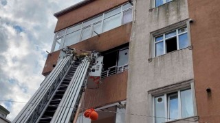 Sultangazide kombi bomba gibi patladı