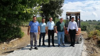Sumbas Kaymakamı Taşkıran, yol yapım çalışmalarını inceledi