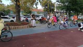 Süslü Kadınlar Bisiklet Turu renkli görüntülerle tamamlandı
