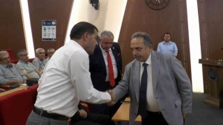 Talasta ‘barıştıran meclis
