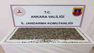 Tarihi eserleri satarken suçüstü yakalandı: 5 bin 715 sikke ele geçirildi