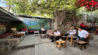 Tarihi mekanda Diyarbakır türküleri geleneği yaşatılıyor