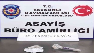 Tavşanlıda bir kişinin üzerinde uyuşturucu ele geçirildi