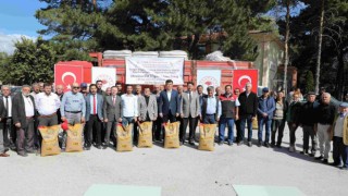 Tepebaşı çiftçisine yüzde 75 hibeli 30 ton arpa tohumu dağıtıldı