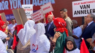 Terörle mücadele eden ailelerin evlat nöbeti 4üncü yılında
