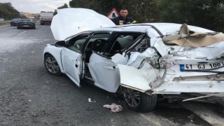 Tırla otomobil çarpıştı: 2 yaralı