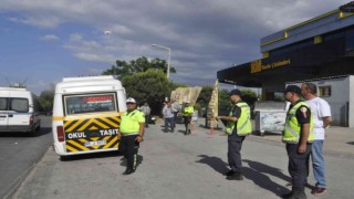 Turgutluda okul servis araçları denetlendi