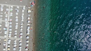 Turizm kenti Antalyanın sahillerinde okul öncesi yoğunluk