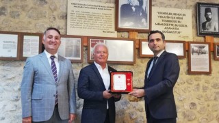 Türk Silahlı Kuvvetlerini Güçlendirme Vakfı’na bağışta bulunanlara madalya verildi
