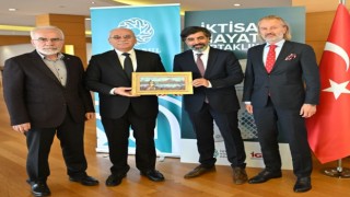 Türkiyedeki iş ortaklıklarının incelendiği ‘İktisadi Hayatta Ortaklıklar kitabı yayımlandı