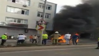 Ümraniyede cinnet getiren şahıs aracını ateşe verdi: 1 ölü, 3 yaralı