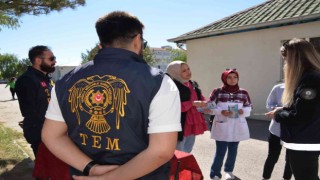 Üniversite öğrencileri teröre karşı bilgilendirildi