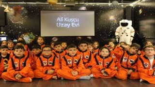 Uzay eğitimleri başladı: Tüm Türkiyeden kayıt alınıyor