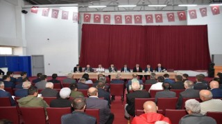 Vali Gürel muhtarların talep ve isteklerini dinledi