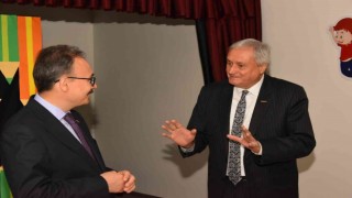 Vali Kızılkaya, Bozüyük Belediyesi Gündüz Çocuk Oyun ve Bakım Evini ziyaret etti