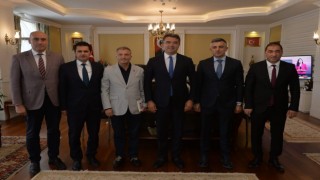 Vali Okay Memiş, Okul Sporları Federasyonu Başkanı Doç. Dr. Ömür Fatih Karakullukçuyu kabul etti