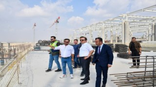 Vali Pehlivan havalimanı inşaatında incelemelerde bulundu