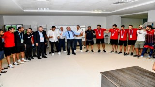 Vali Pehlivan, Yeni Mersin İdman Yurdunun ilk maçını izledi