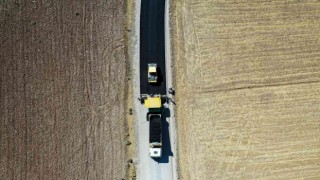 Van Büyükşehir Belediyesinden yol asfaltlama çalışması