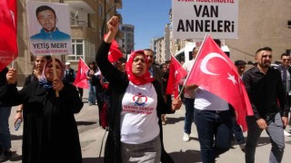 Vanlı anneler: “Kandilin kapısını kapattık”
