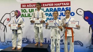 Vanlı judocular Sakaryadan 2 birincilikle döndü