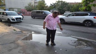 Vatandaş boşa akan suya tepki gösterdi